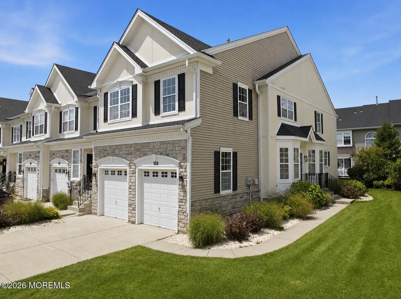 153 Brookfield Drive - Photo 1