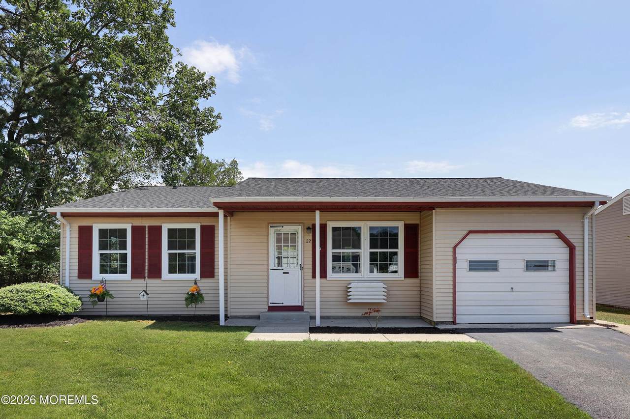 22 Keene Street - Photo 1