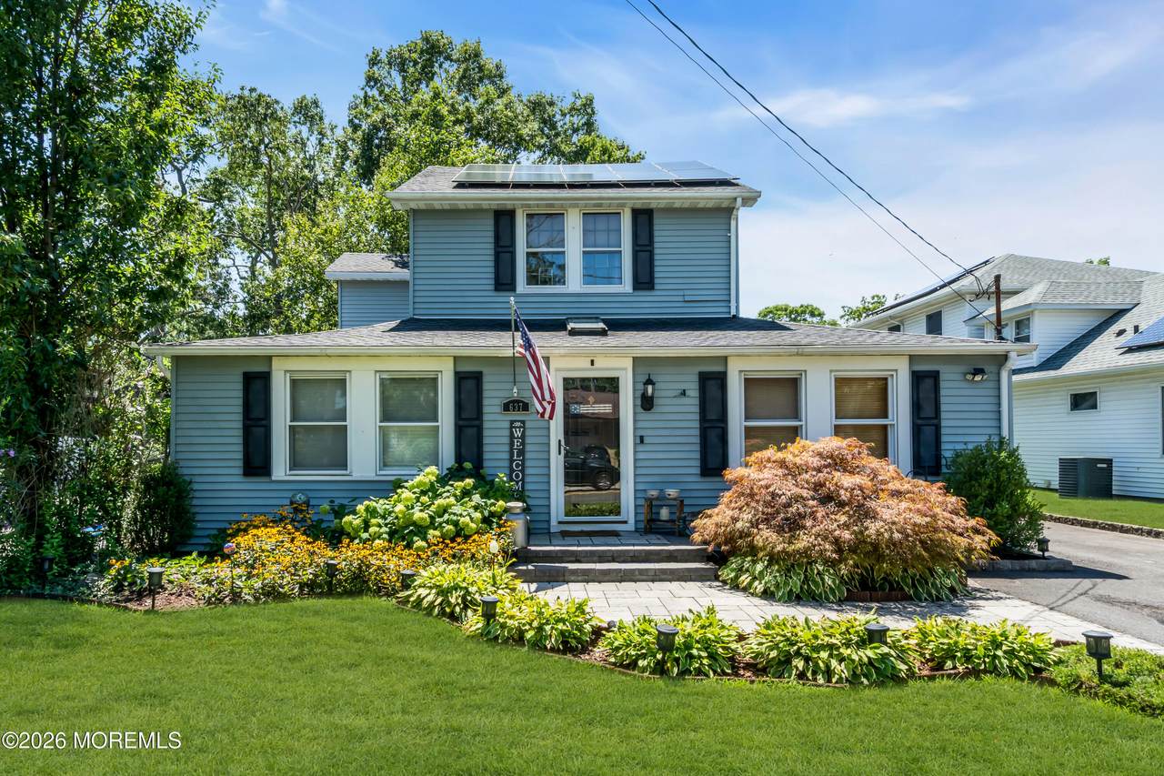 637 Prospect Avenue - Photo 1