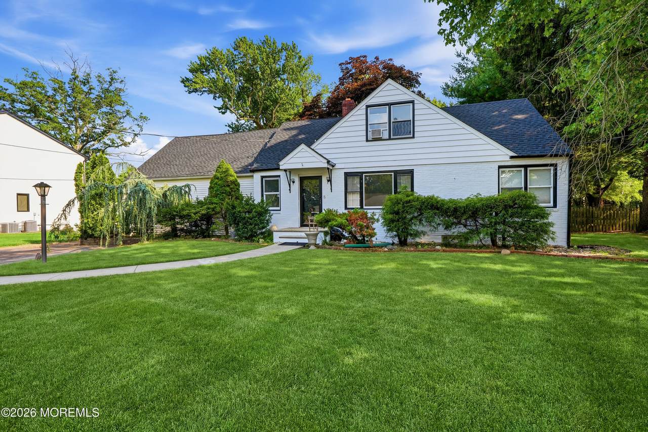 8 Woolley Place - Photo 1