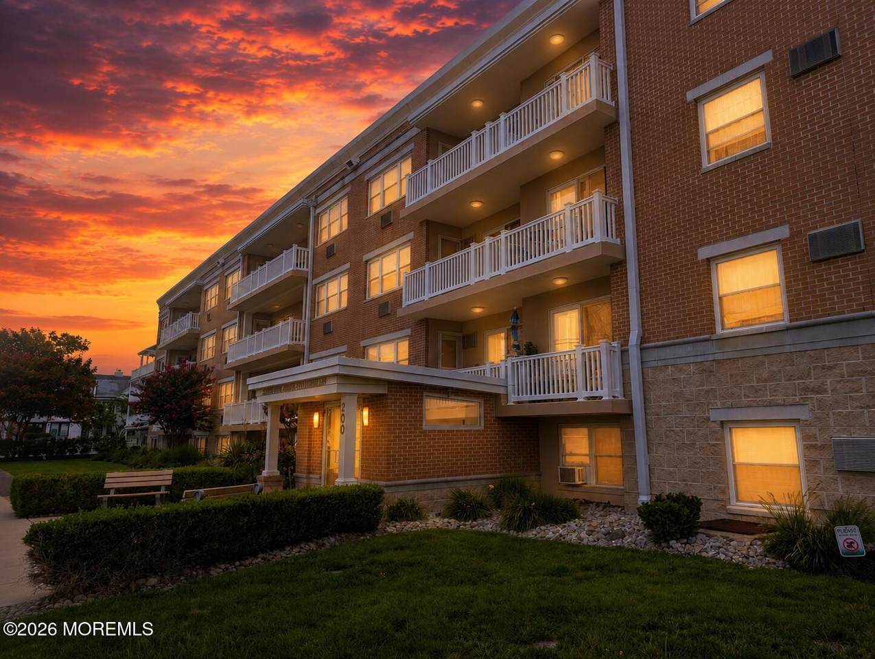 200 Ocean Park Avenue - Photo 1