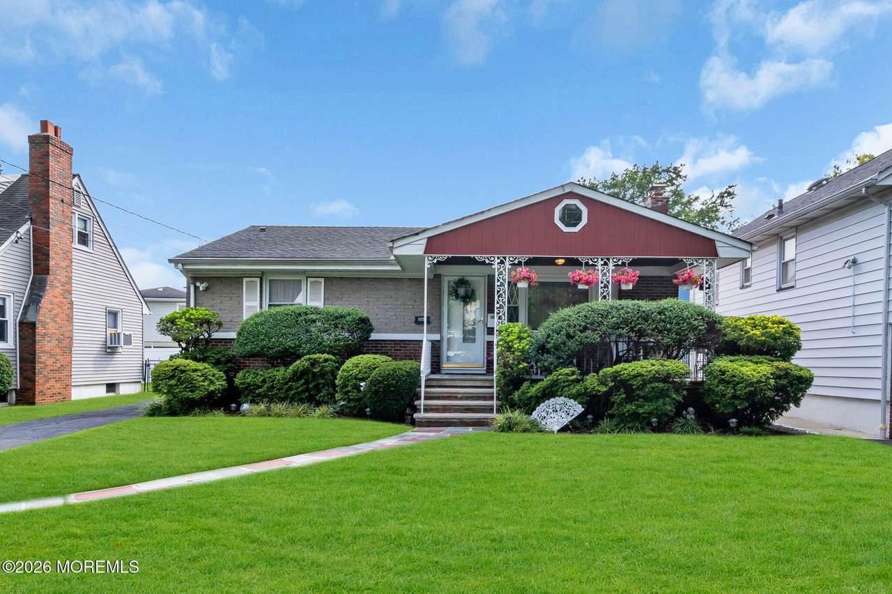 1004 Ross Street - Photo 1