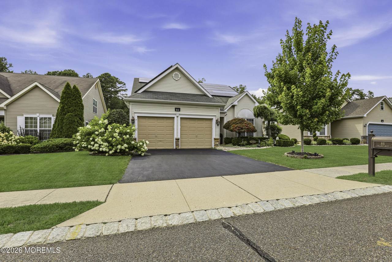 86 Enclave Boulevard - Photo 1