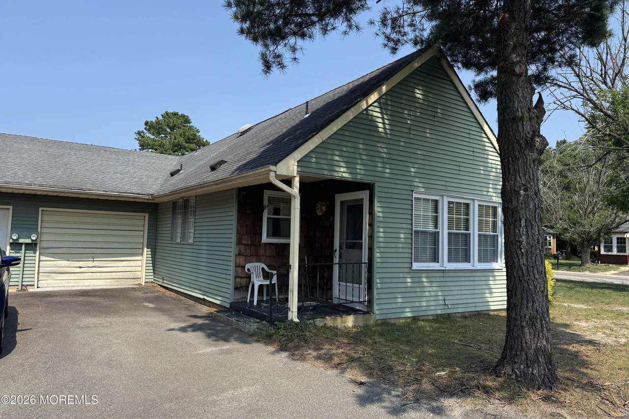 68 Milford Avenue - Photo 1