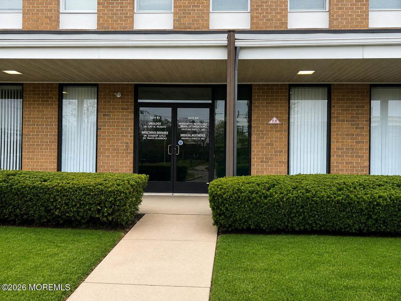 9 Hospital Drive - Photo 1