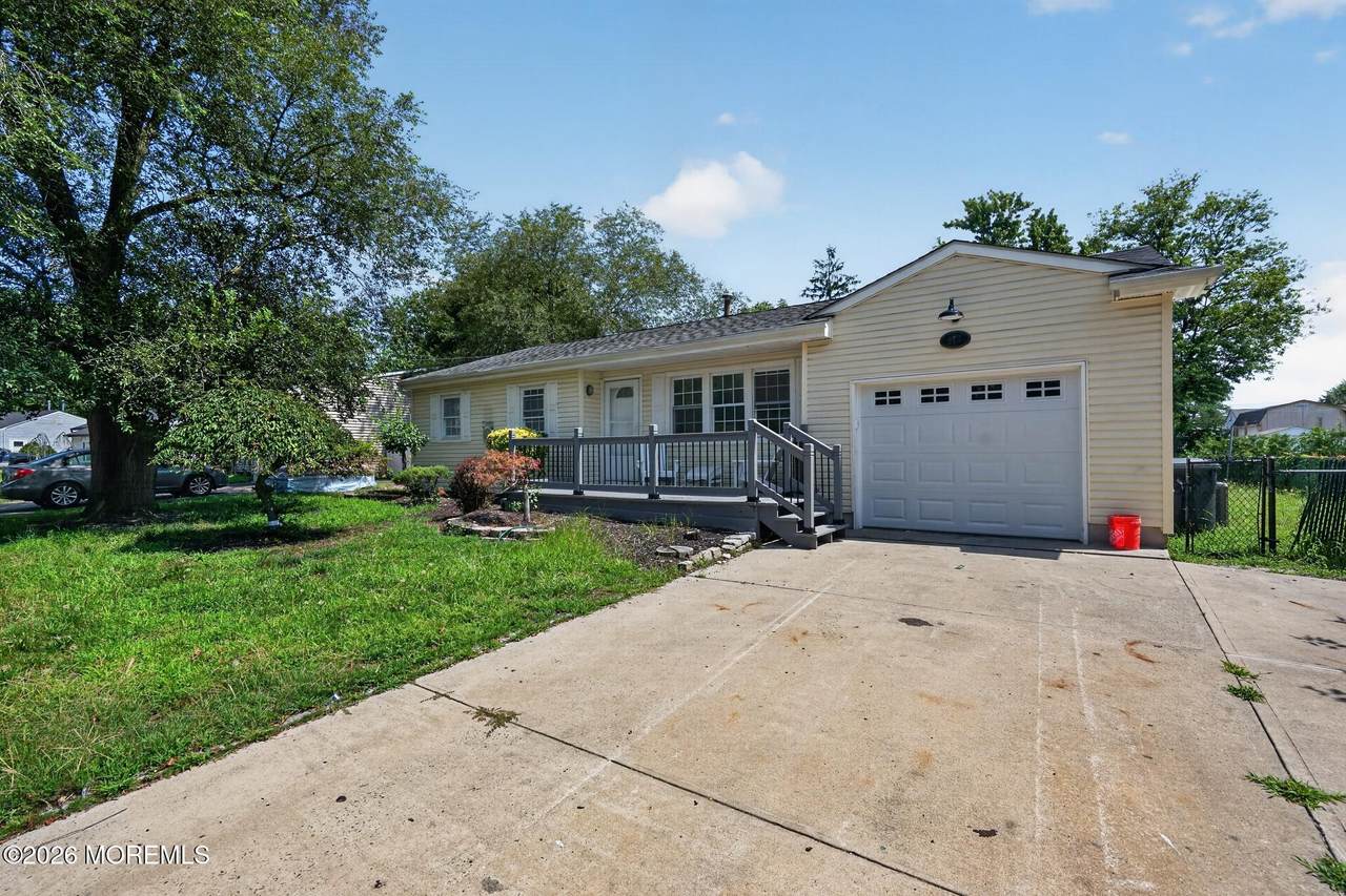 877 Egret Drive - Photo 1