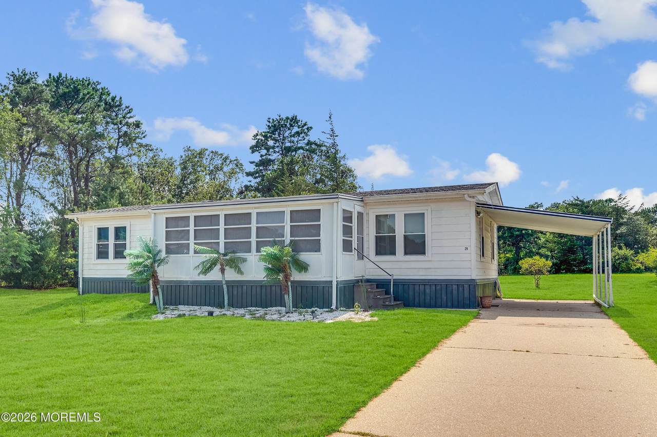 29 Nancy Lane - Photo 1