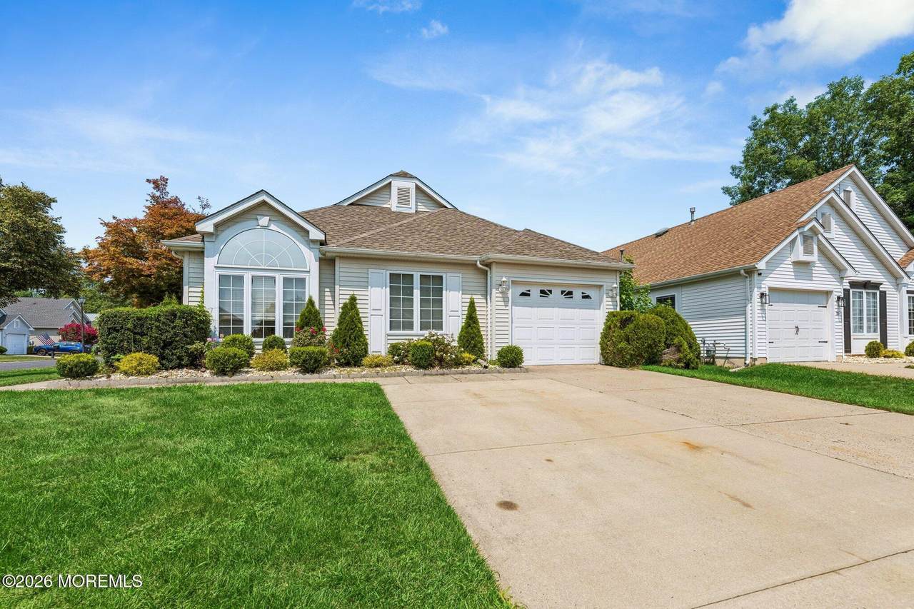 13 Penny Lane - Photo 1