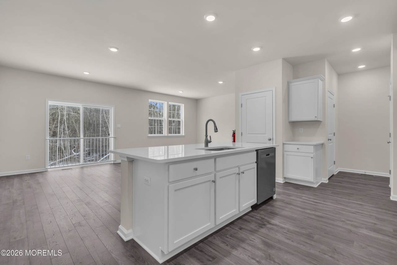19 Mantoloking Drive - Photo 1