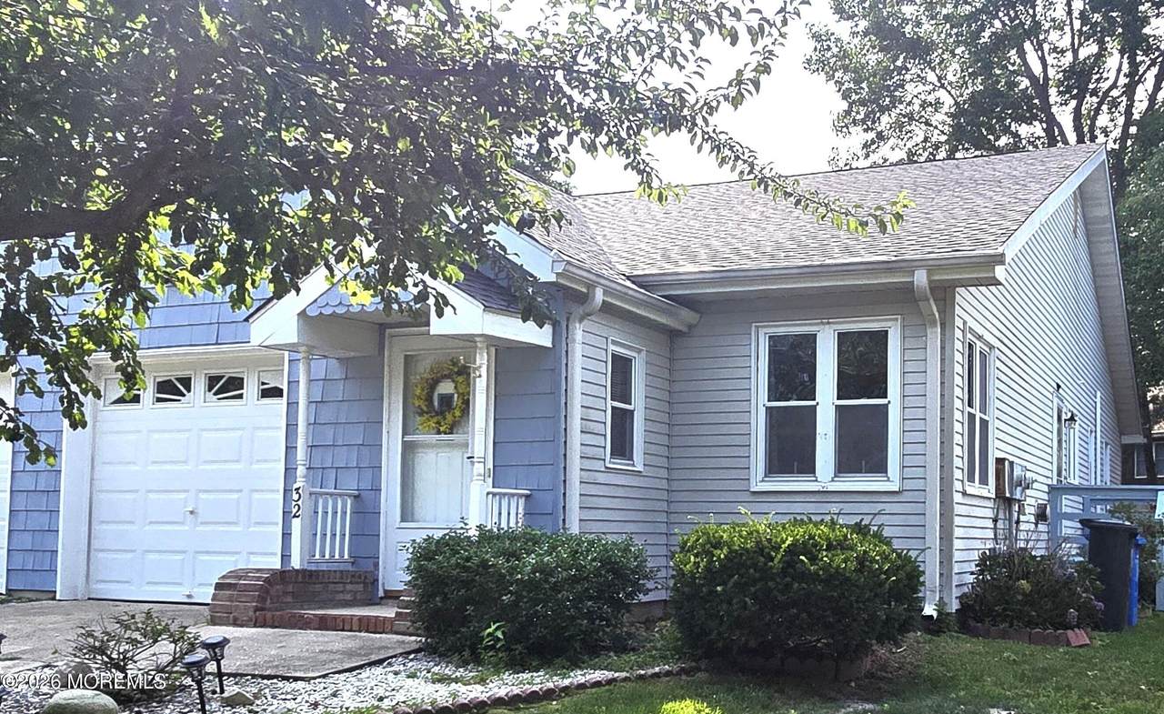 32 Sycamore Road - Photo 1
