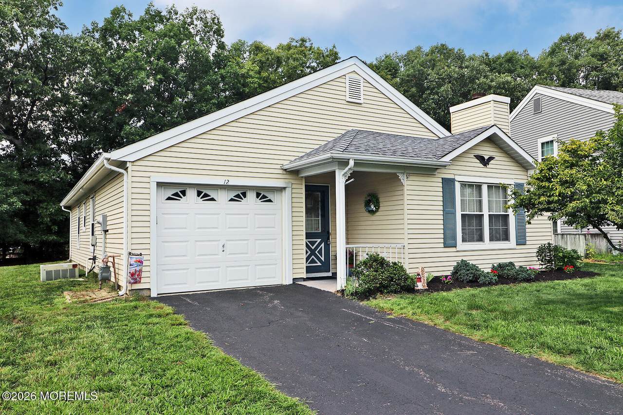 12 Cottonwood Drive - Photo 1