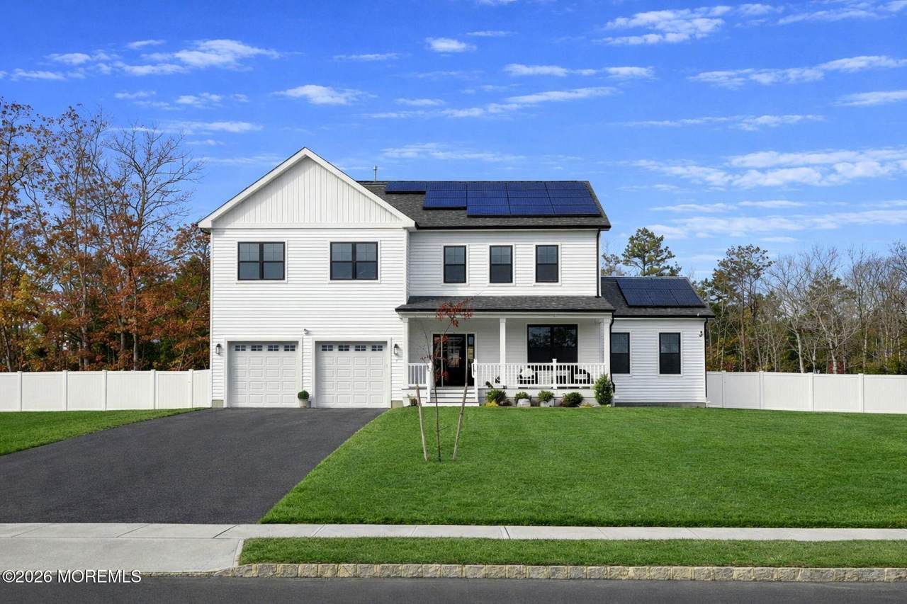 5 Blue Heron Lane - Photo 1