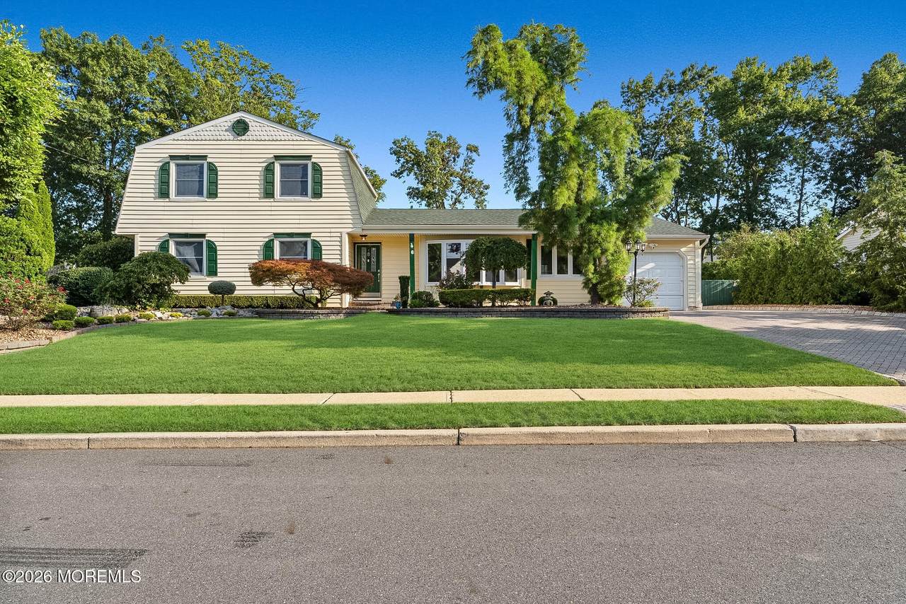6 Meadowbrook Drive - Photo 1