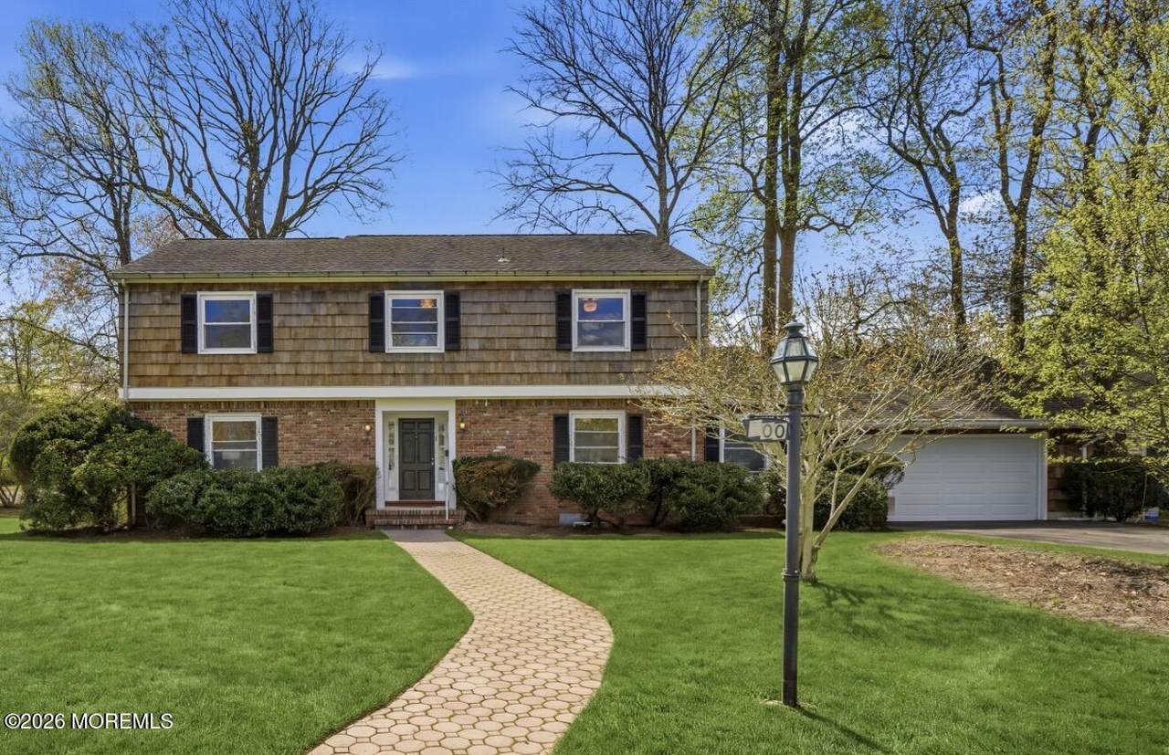 600 Edgemere Drive - Photo 1
