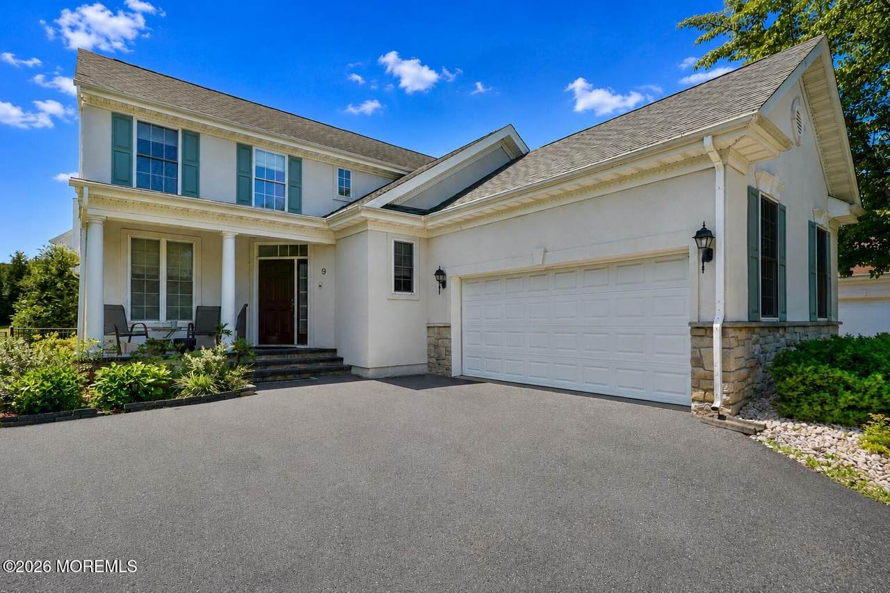 9 Parsonage Way - Photo 1