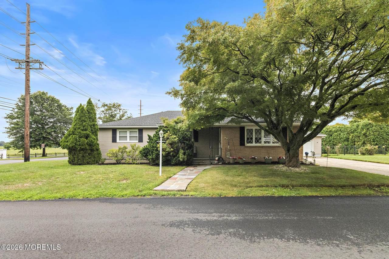 23 Massaro Street - Photo 1