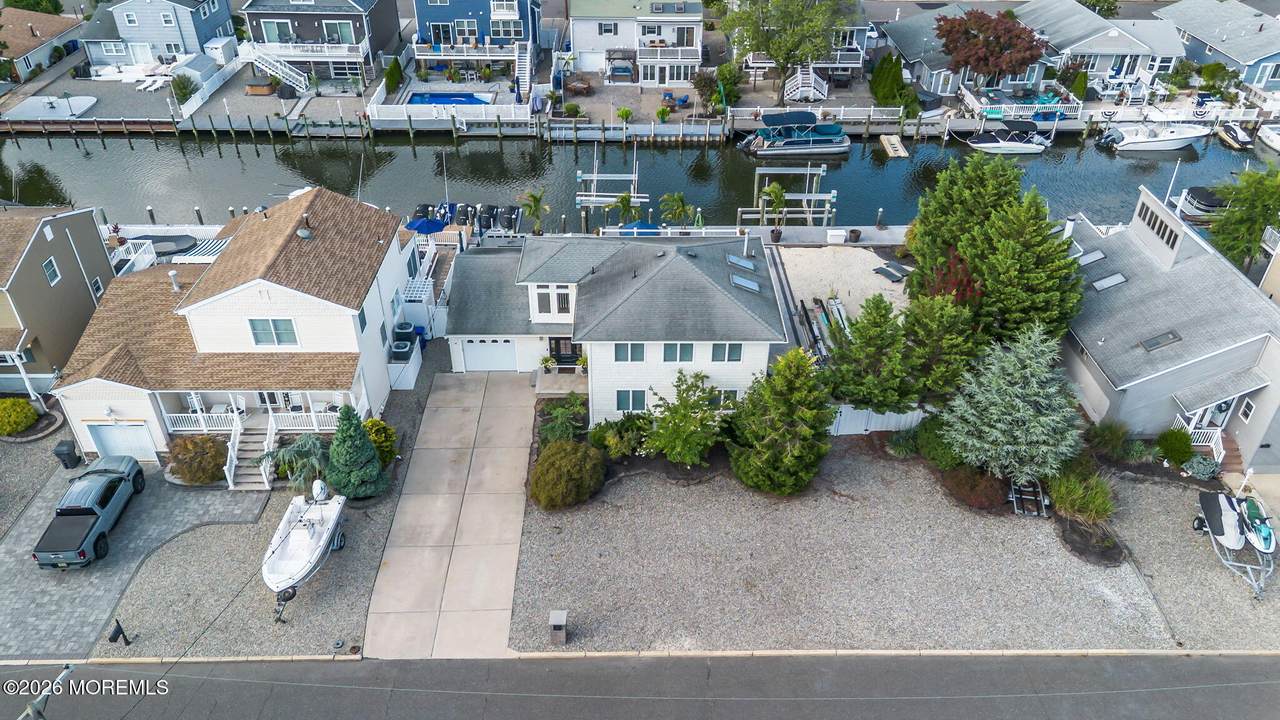 19 Drake Way - Photo 1