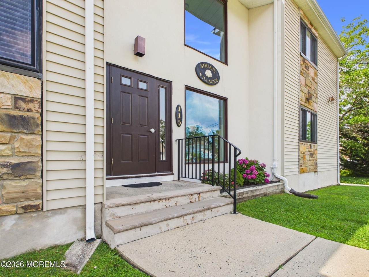 115 Curtis Avenue - Photo 1