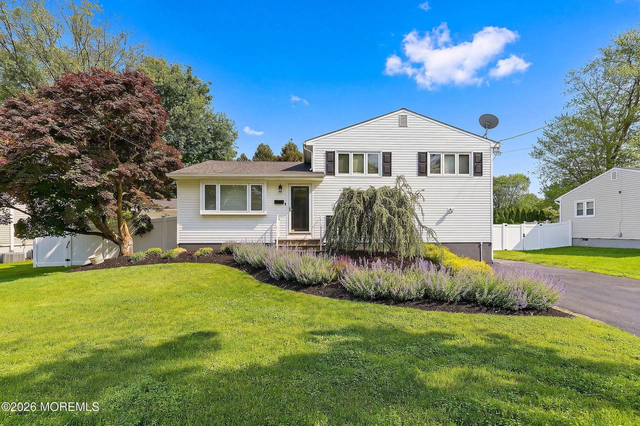 1114 Interlaken Avenue - Photo 1
