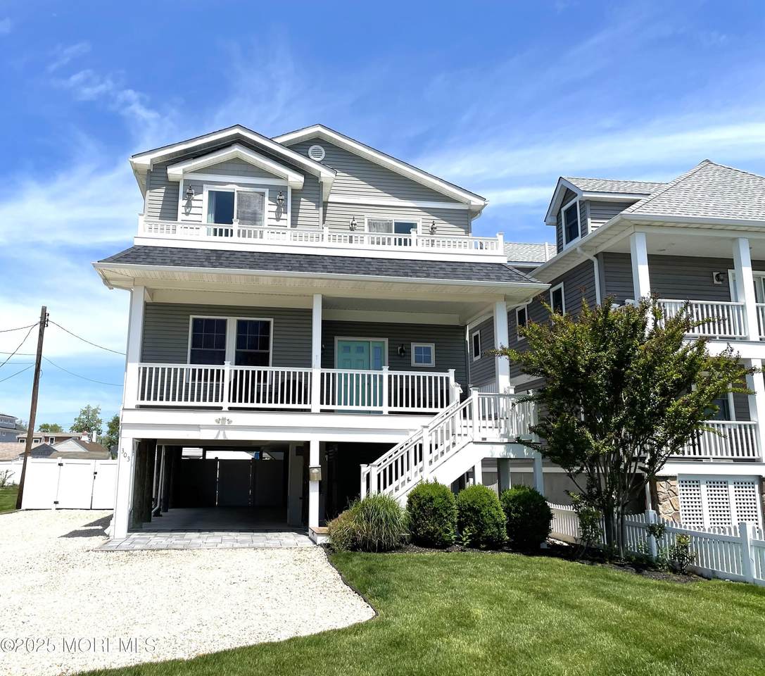 303 Central Avenue Avenue - Photo 1