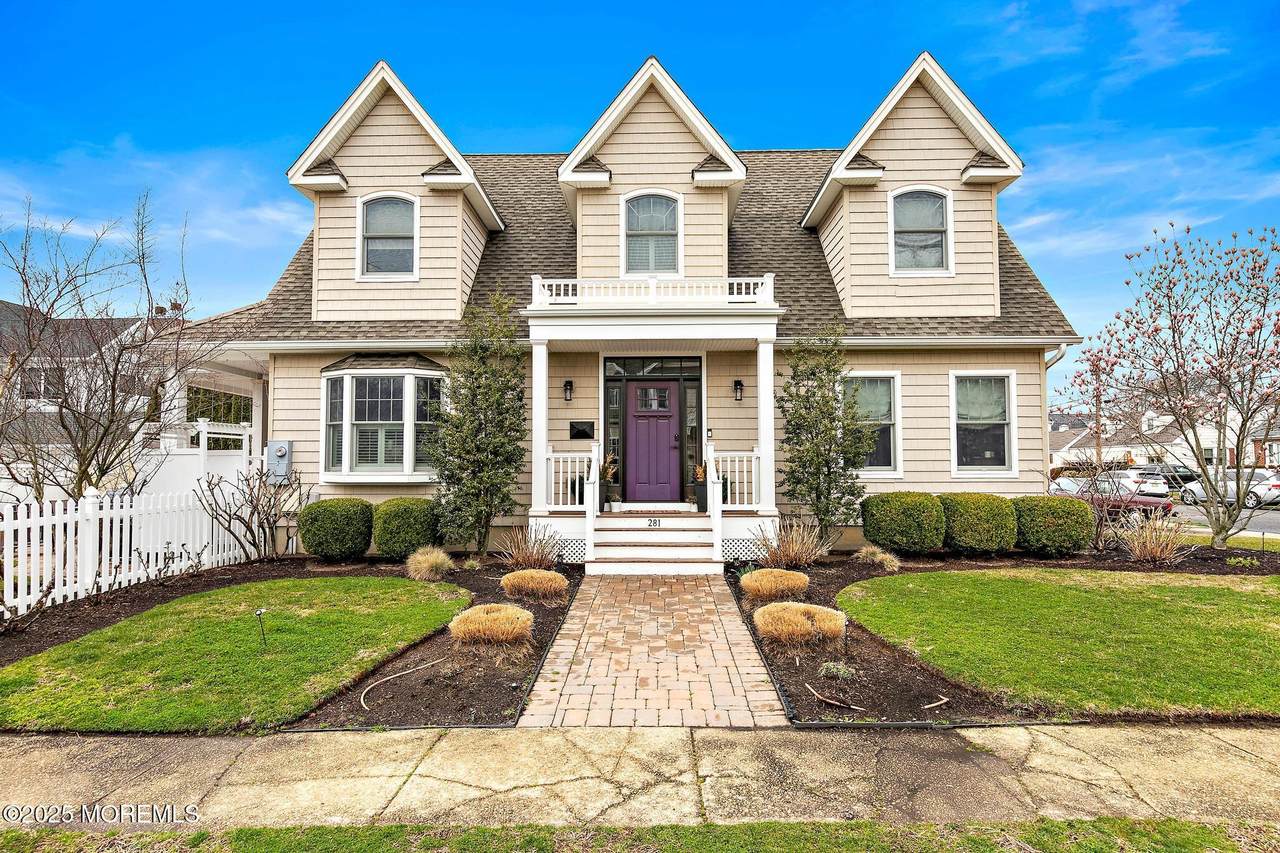 281 Cedar Avenue - Photo 1