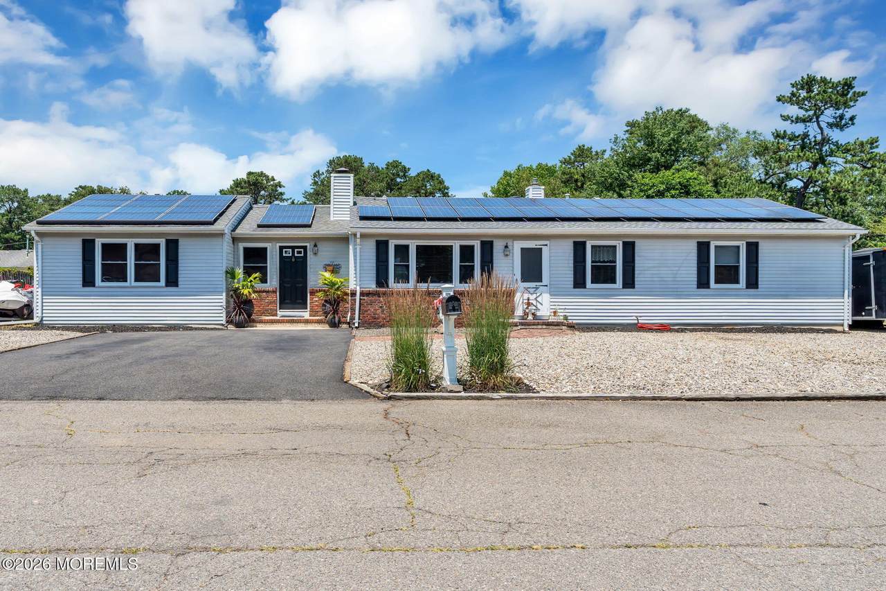 725 8th Avenue - Photo 1