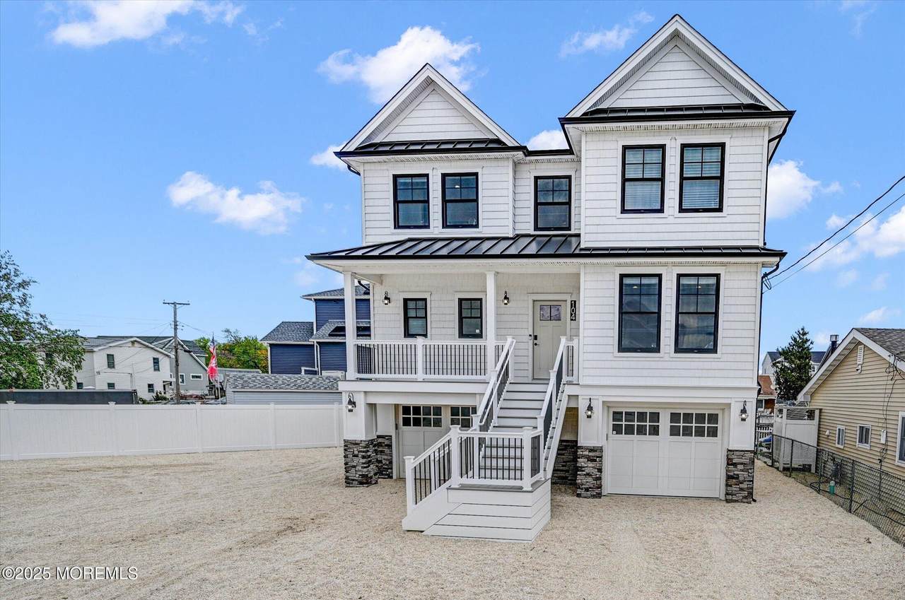 104 Lawrence Drive - Photo 1