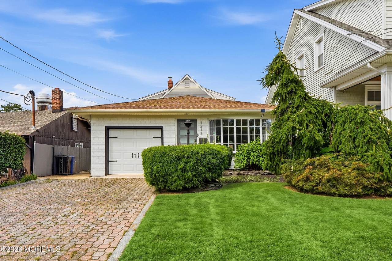 1213 Sunset Avenue - Photo 1