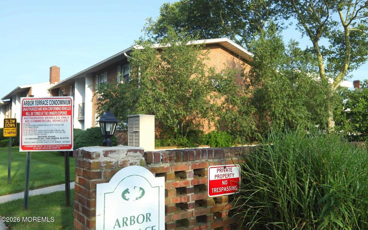 735 Greens Avenue - Photo 1