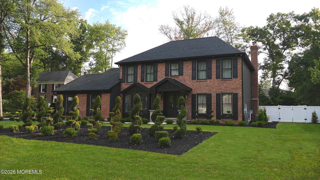9 Wood Lake Court - Photo 1