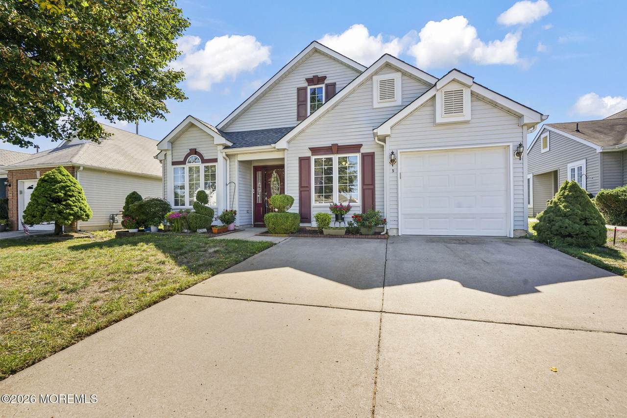 5 Grosunor Court - Photo 1