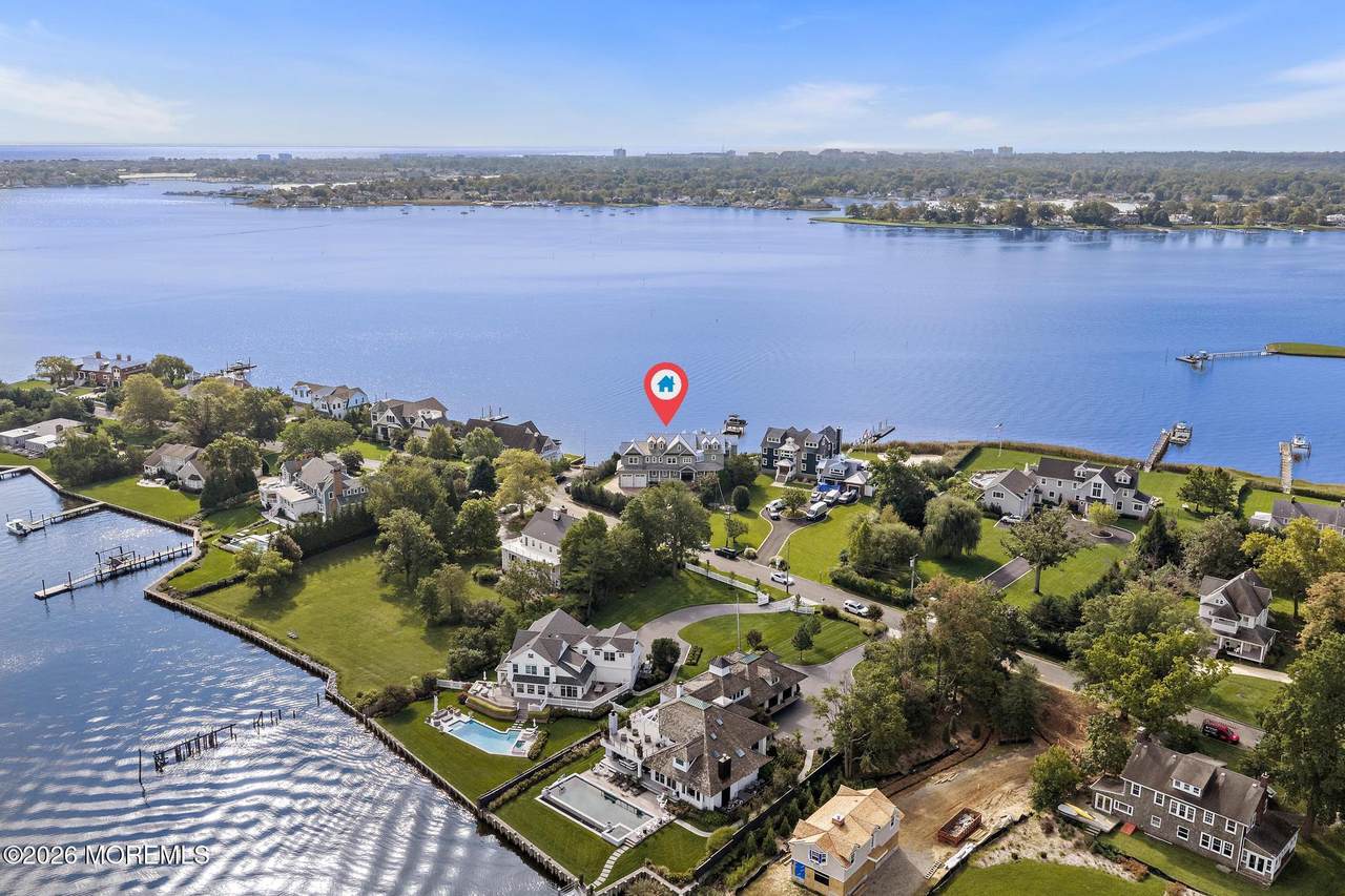676 Little Silver Point Road - Photo 1