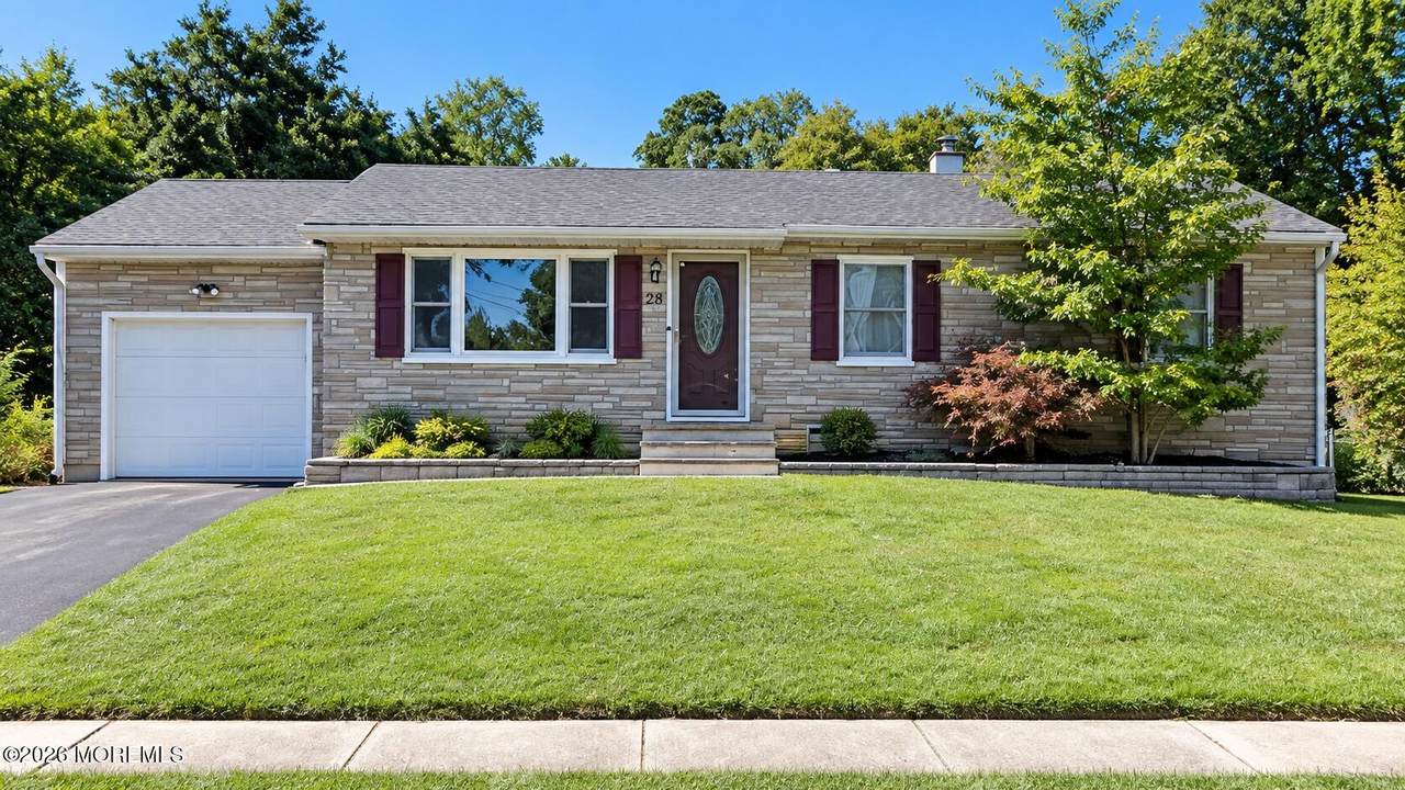 28 Woodside Drive - Photo 1