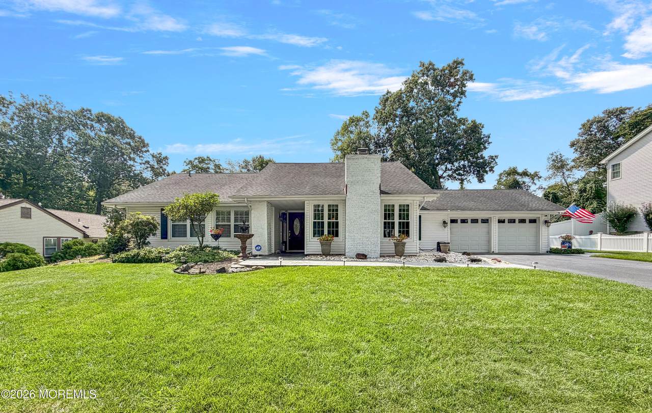 13 Yorkshire Drive - Photo 1