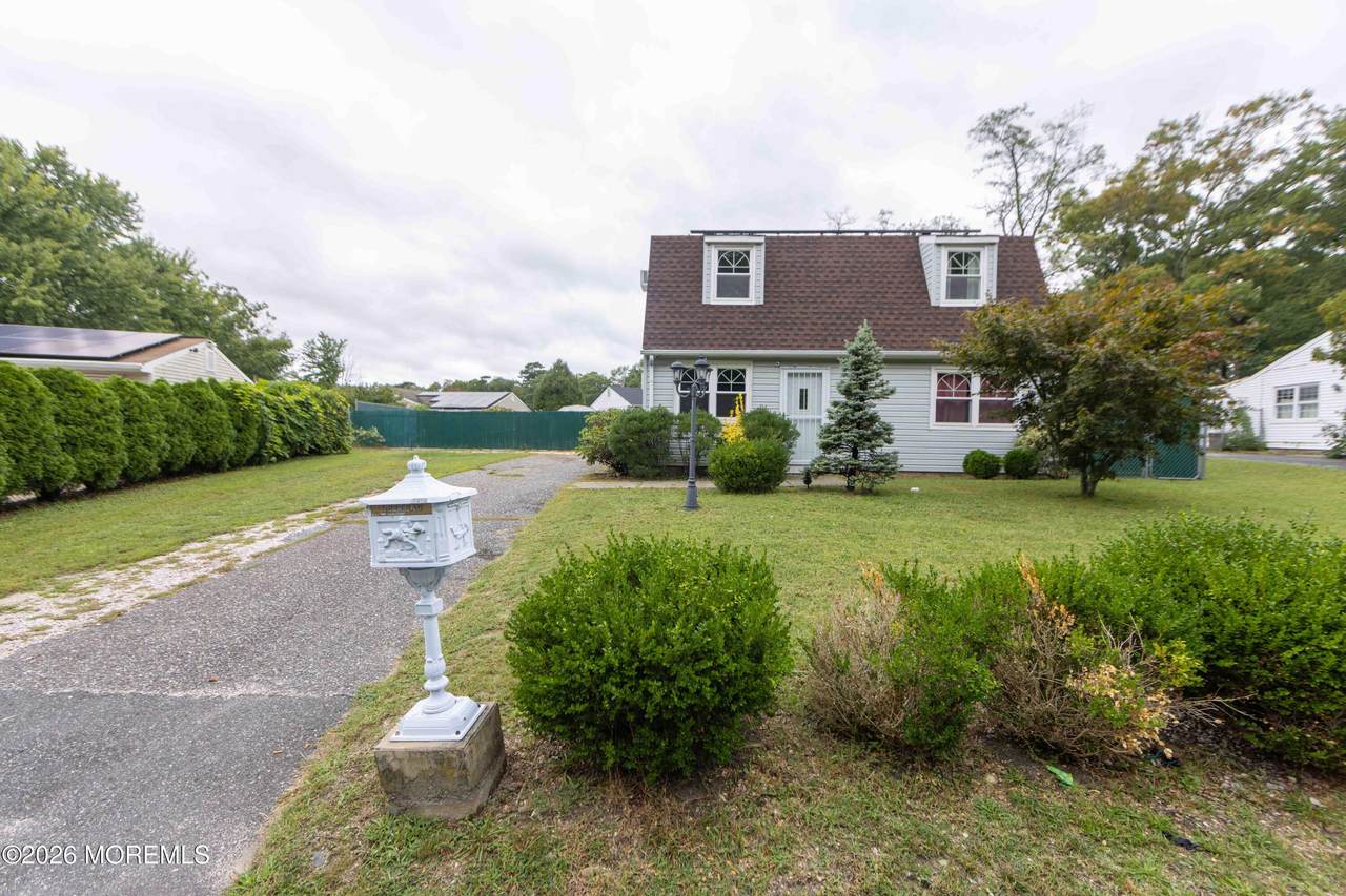 108 Lake Champlain Drive - Photo 1