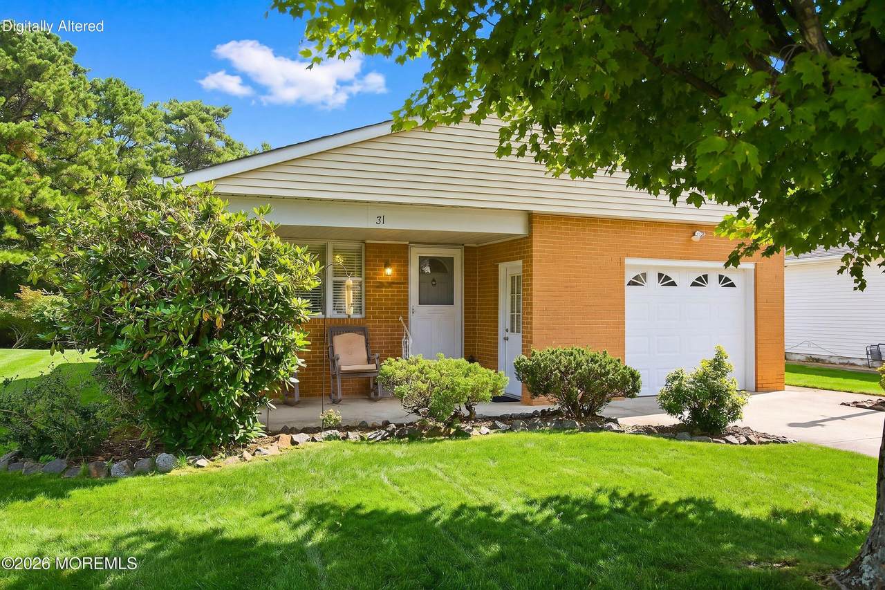 31 Redhook Bay Drive - Photo 1