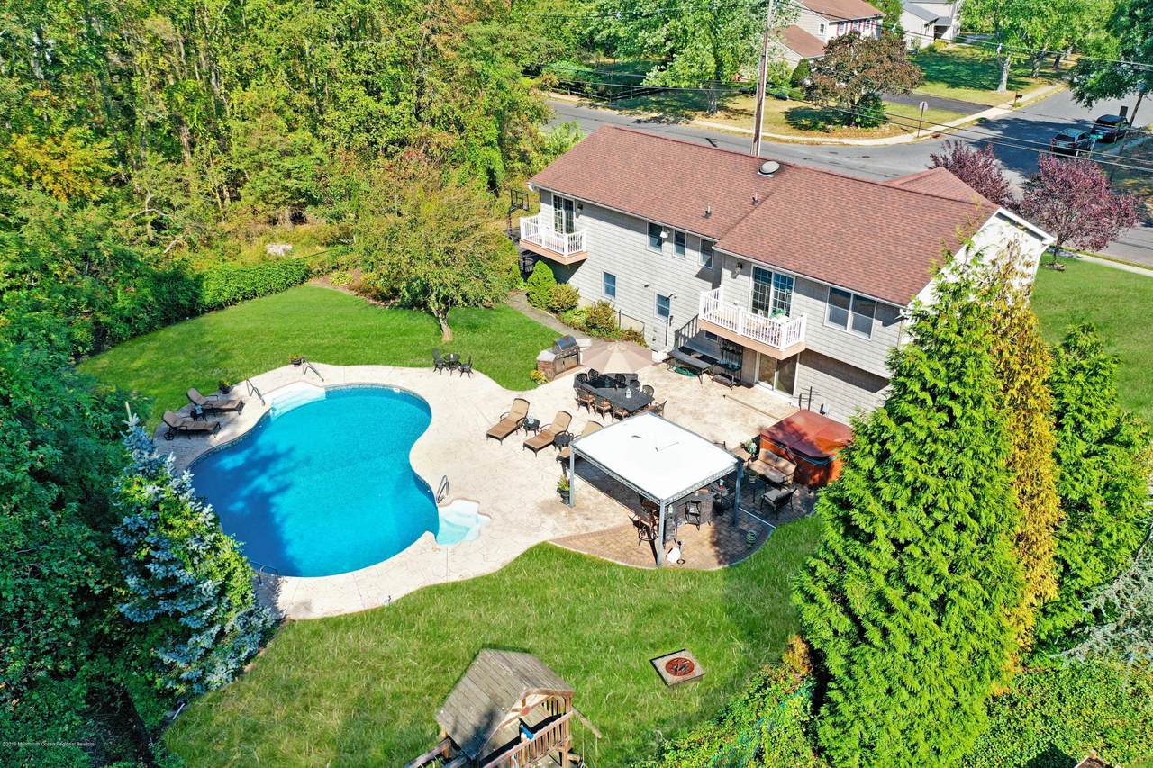 1409 Roller Road - Photo 1