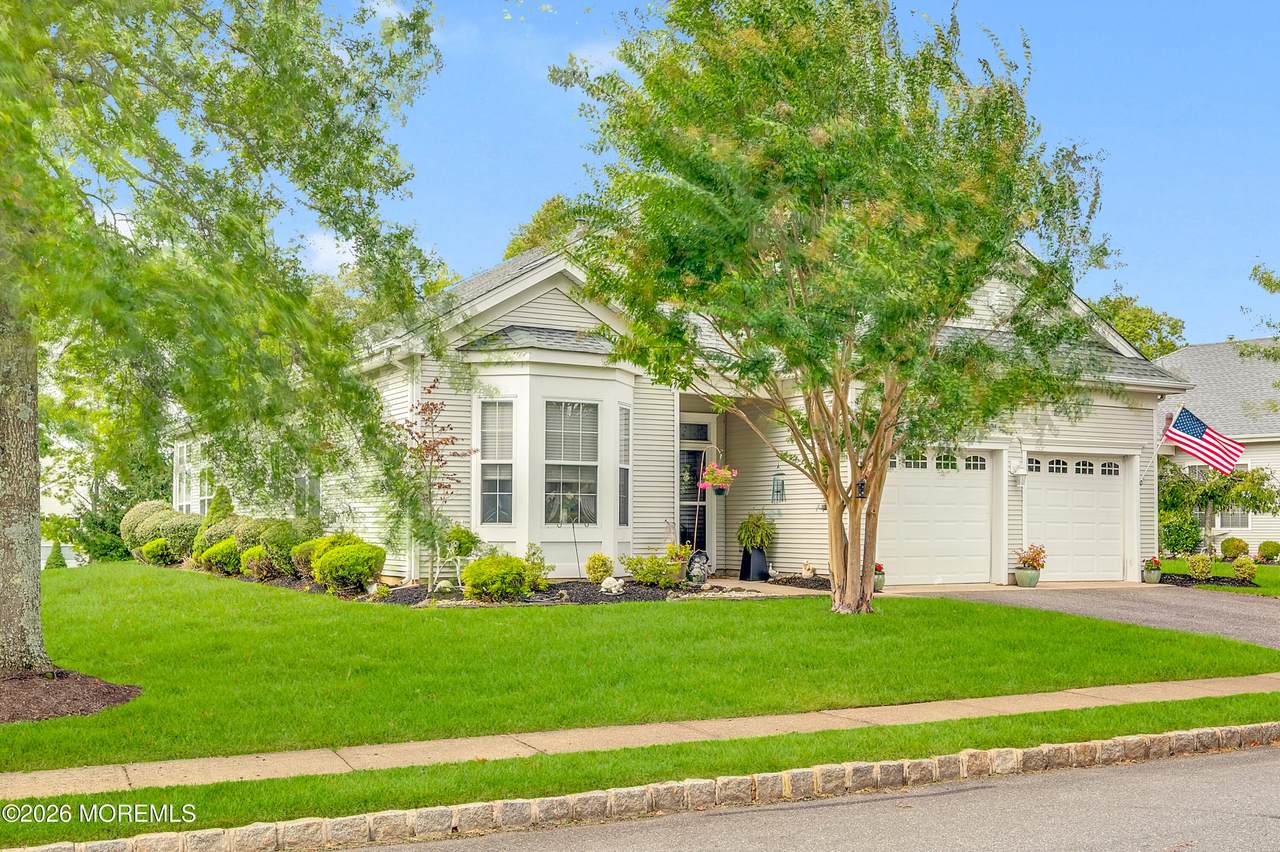 2549 Collier Road - Photo 1