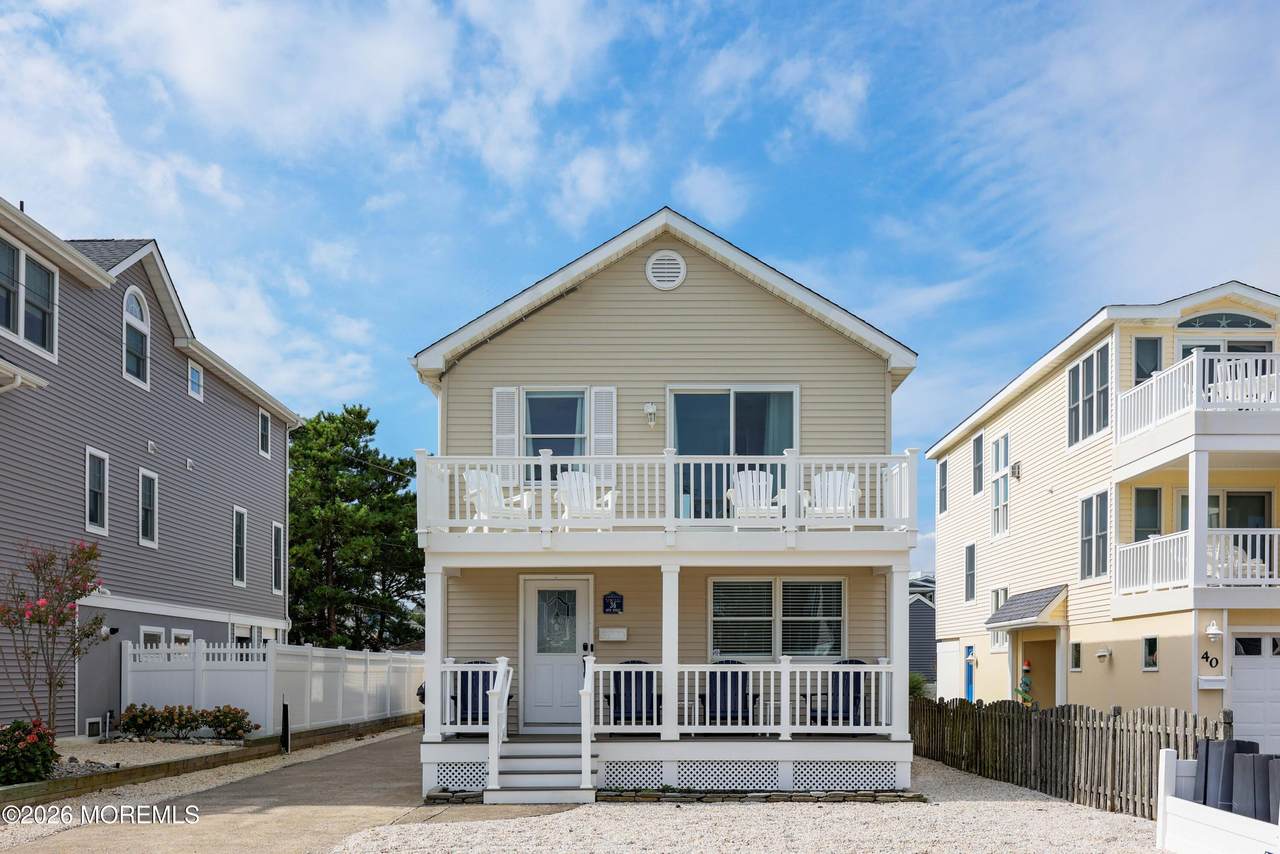36 16th Street - Photo 1