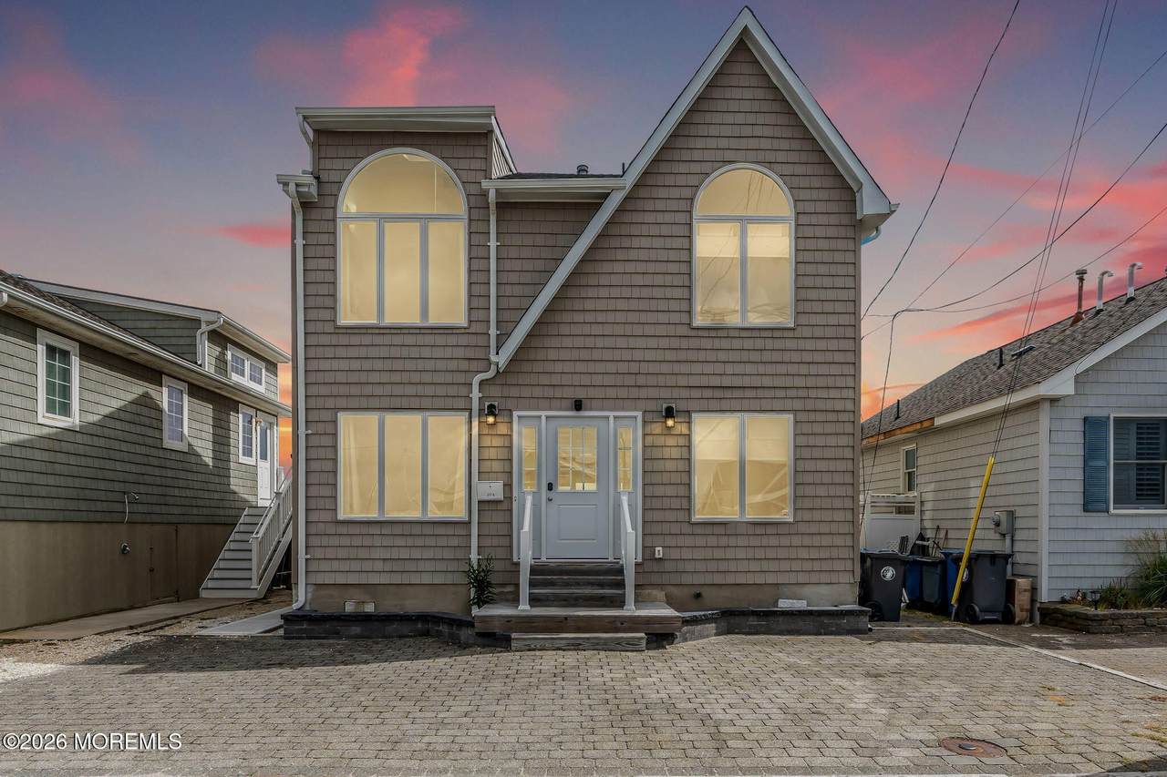 3176 Ocean Road - Photo 1