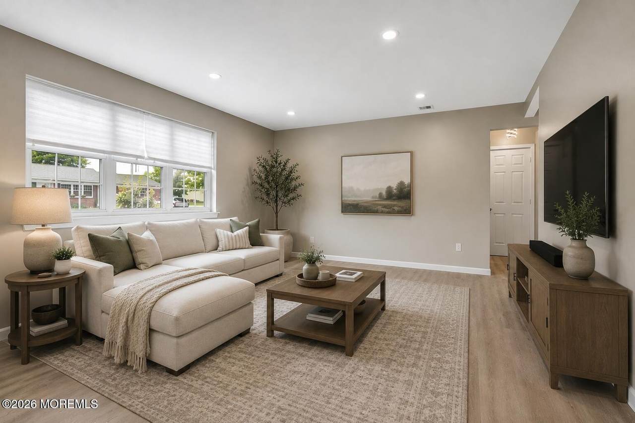 12 Louisiana Drive - Photo 1