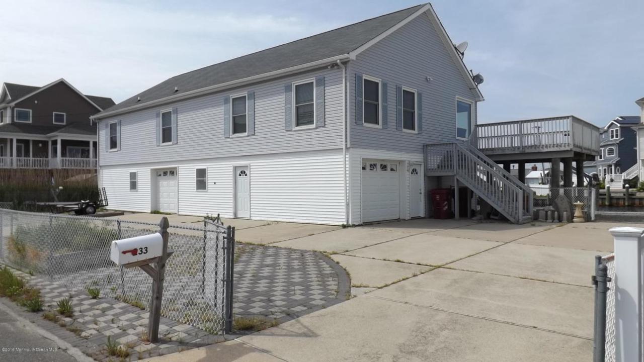 233 Dogwood Drive - Photo 1