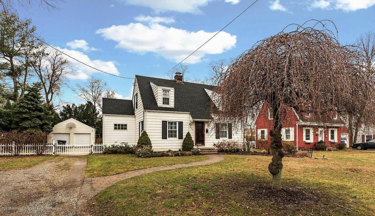 242 Hance Road - Photo 1