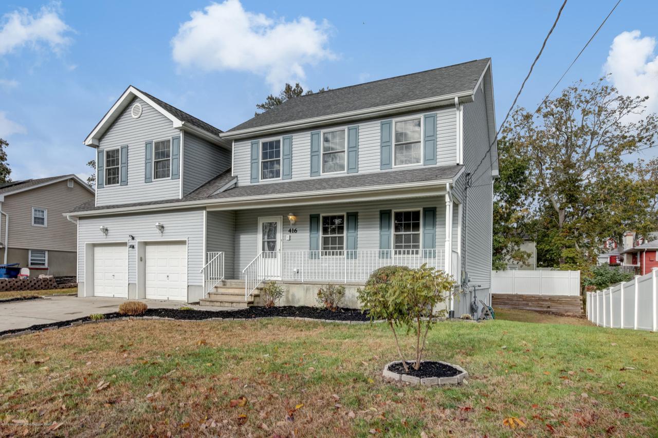 416 Halliard Avenue - Photo 1