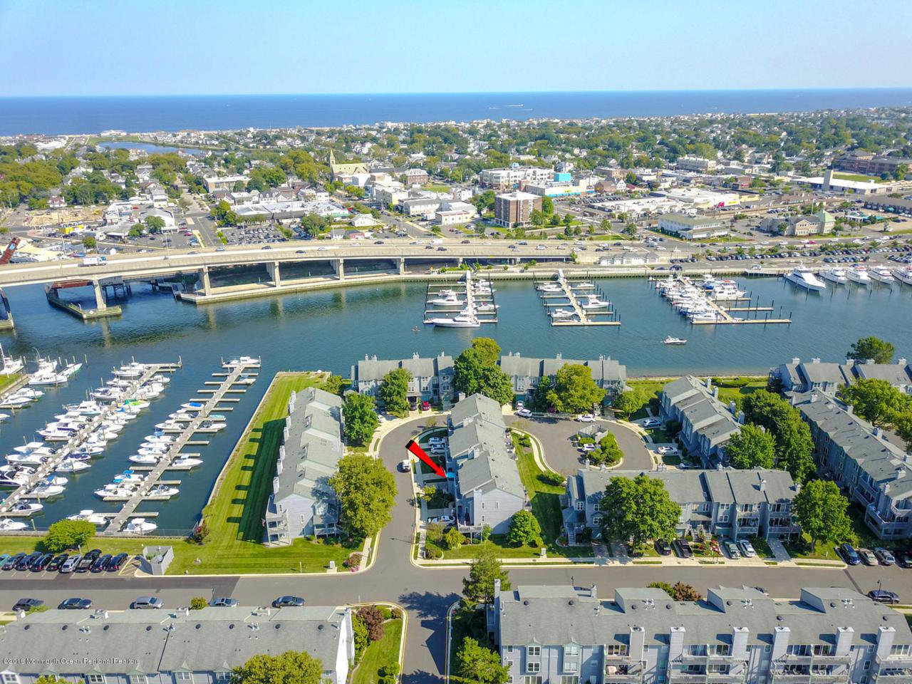 202 Schooner Circle - Photo 1