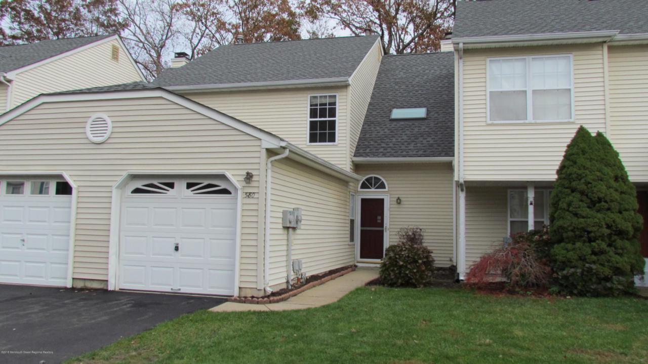 580 Woodbine Lane - Photo 1