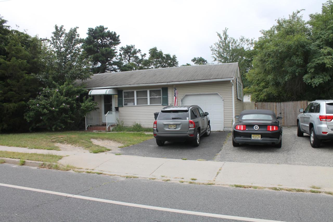 280 Chambersbridge - Photo 1