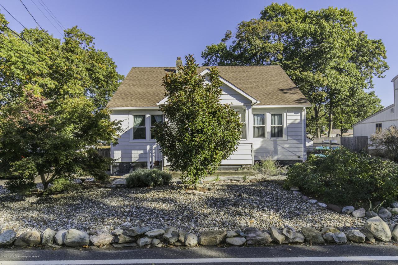 1031 Old Farm Road - Photo 1