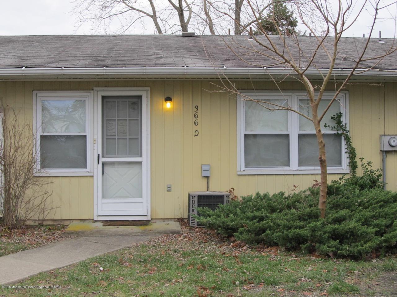 366 D Chesterfield Court - Photo 1