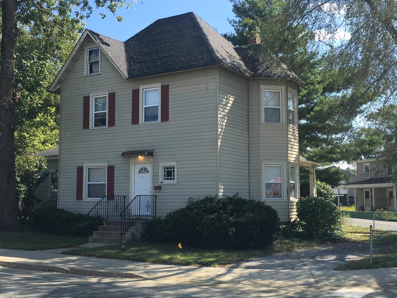 2 Lakewood Road - Photo 1
